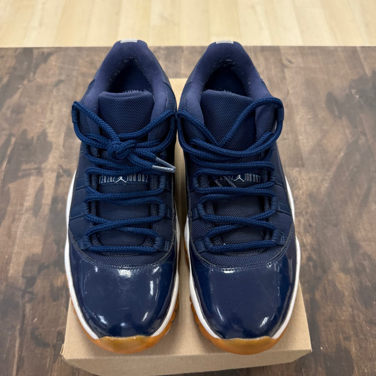 Jordan 11 Retro Low Midnight Navy Size 11.5 (Pre-Owned) - Image 2