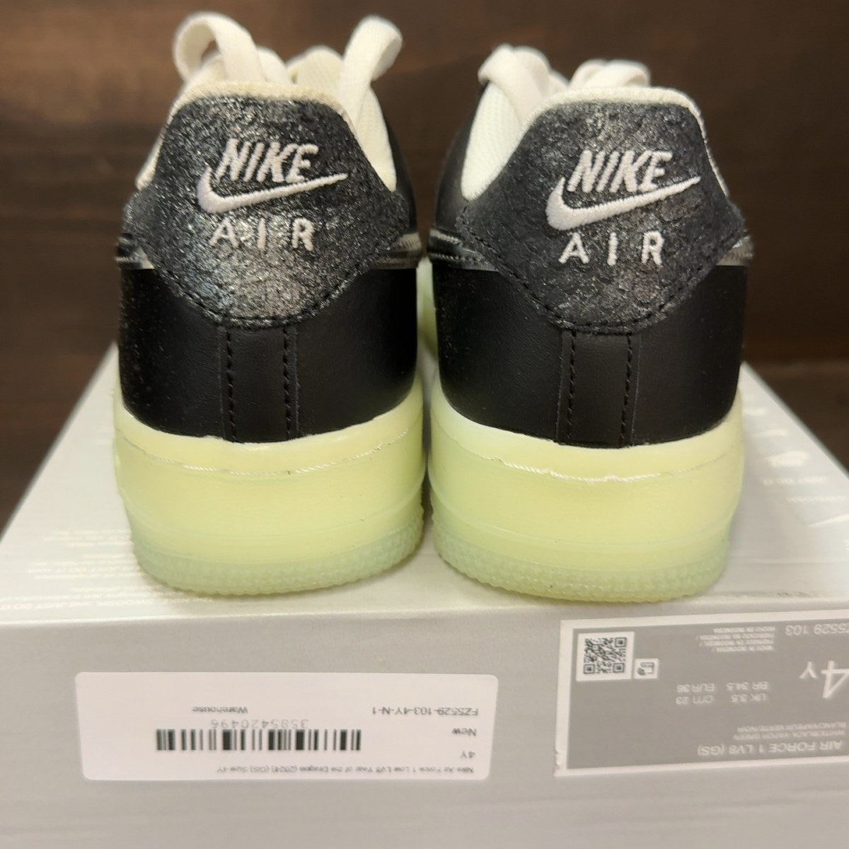 Nike Air Force 1 Low LV8 Year of the Dragon (2024) (GS) - Image 5