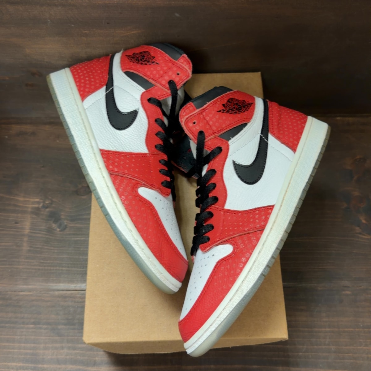 Jordan 1 Retro High Spider-Man Origin Story Size 11.5 (Pre-Owned) - Image 2