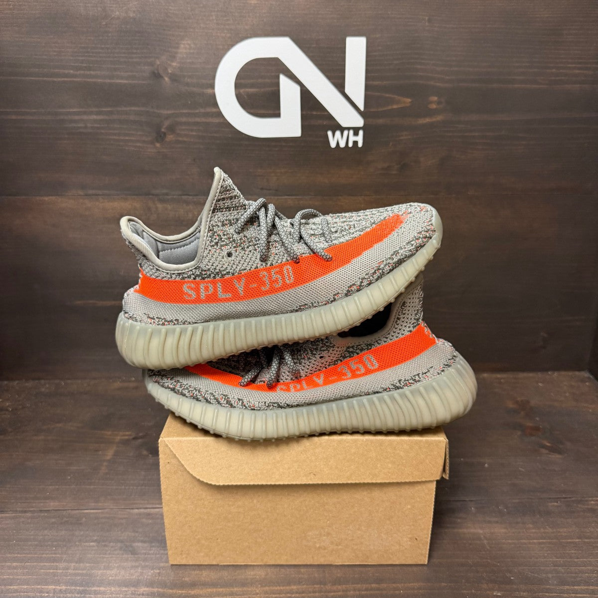 adidas Yeezy Boost 350 V2 Beluga Size 7 (Pre-Owned) - Image 1