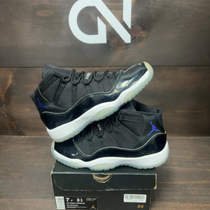 Jordan 11 Retro Space Jam (2016) (GS) - Image 1