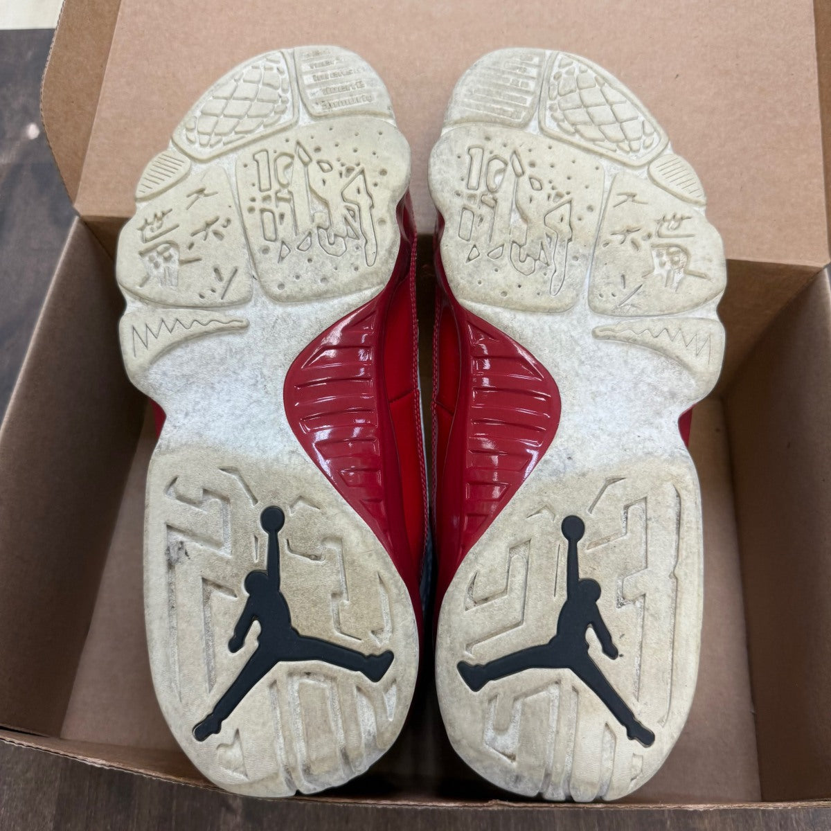 Jordan 9 Retro White Gym Red Size 11 (Pre-Owned) - Image 2