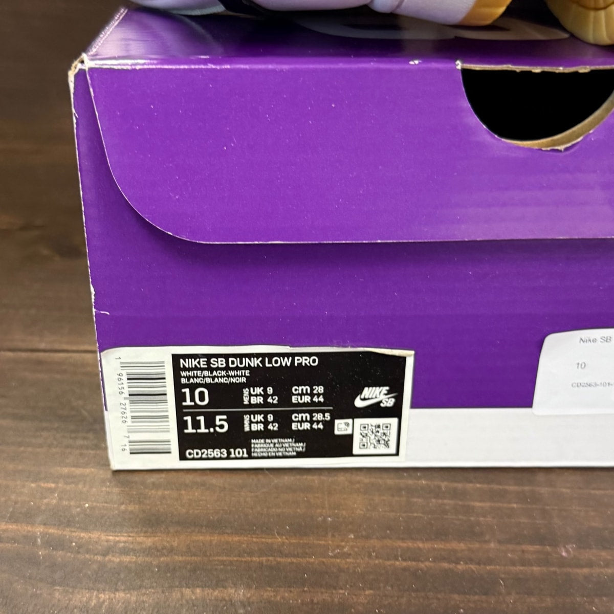 Nike SB Dunk Low Pro White Gum - Image 8