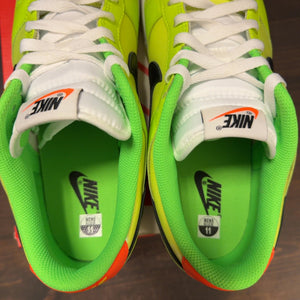 Nike Dunk Low SE Splash Volt - Image 5
