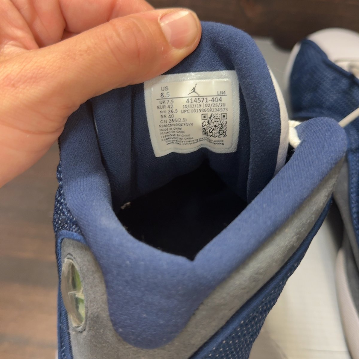 Jordan 13 Retro Flint (2020) Size 8.5 (Pre-Owned) - aux