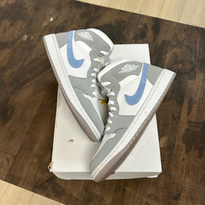 Jordan 1 Mid Wolf Grey Aluminum (Women's) - Image 1