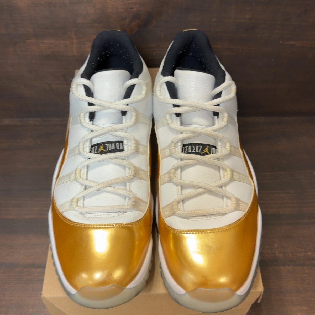 Jordan 11 Retro Low Closing Ceremony Size 13.5 (Pre-Owned) - Image 3