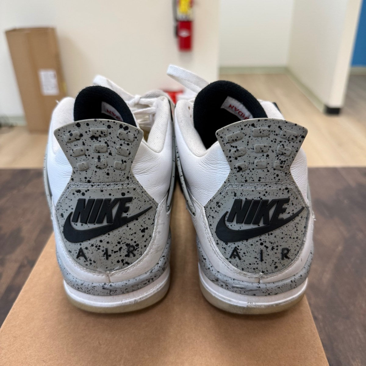 Jordan 4 Retro White Cement (2016) Size 11 (Pre-Owned) - Image 3