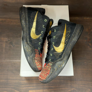 Nike Kobe 10 Elite Christmas - Image 2