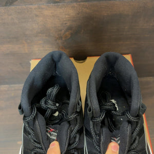 Jordan 11 Retro Playoffs Bred (2019) - Image 4