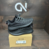 adidas Yeezy Boost 350 Pirate Black (2023) Size 9 (Pre-Owned)