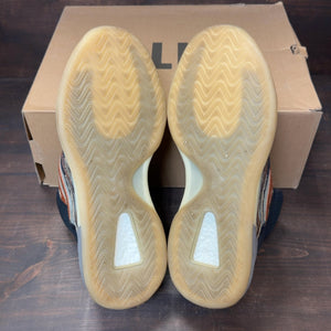 adidas Yeezy QNTM Flash Orange - Image 6