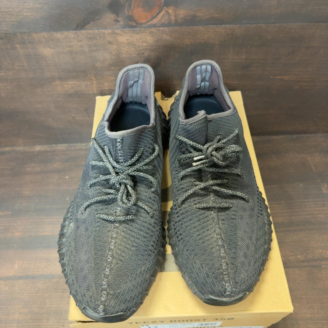 adidas Yeezy Boost 350 V2 Black (Non-Reflective) - Image 3