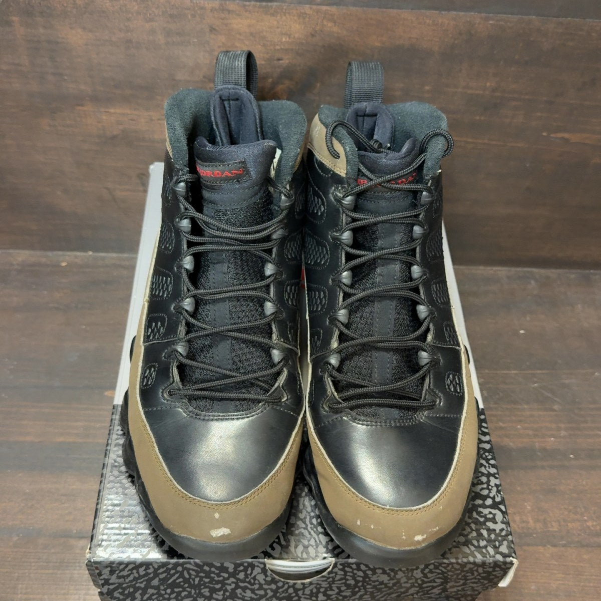 Jordan 9 Retro Olive (2012) Size 9.5 (Pre-Owned) - tag