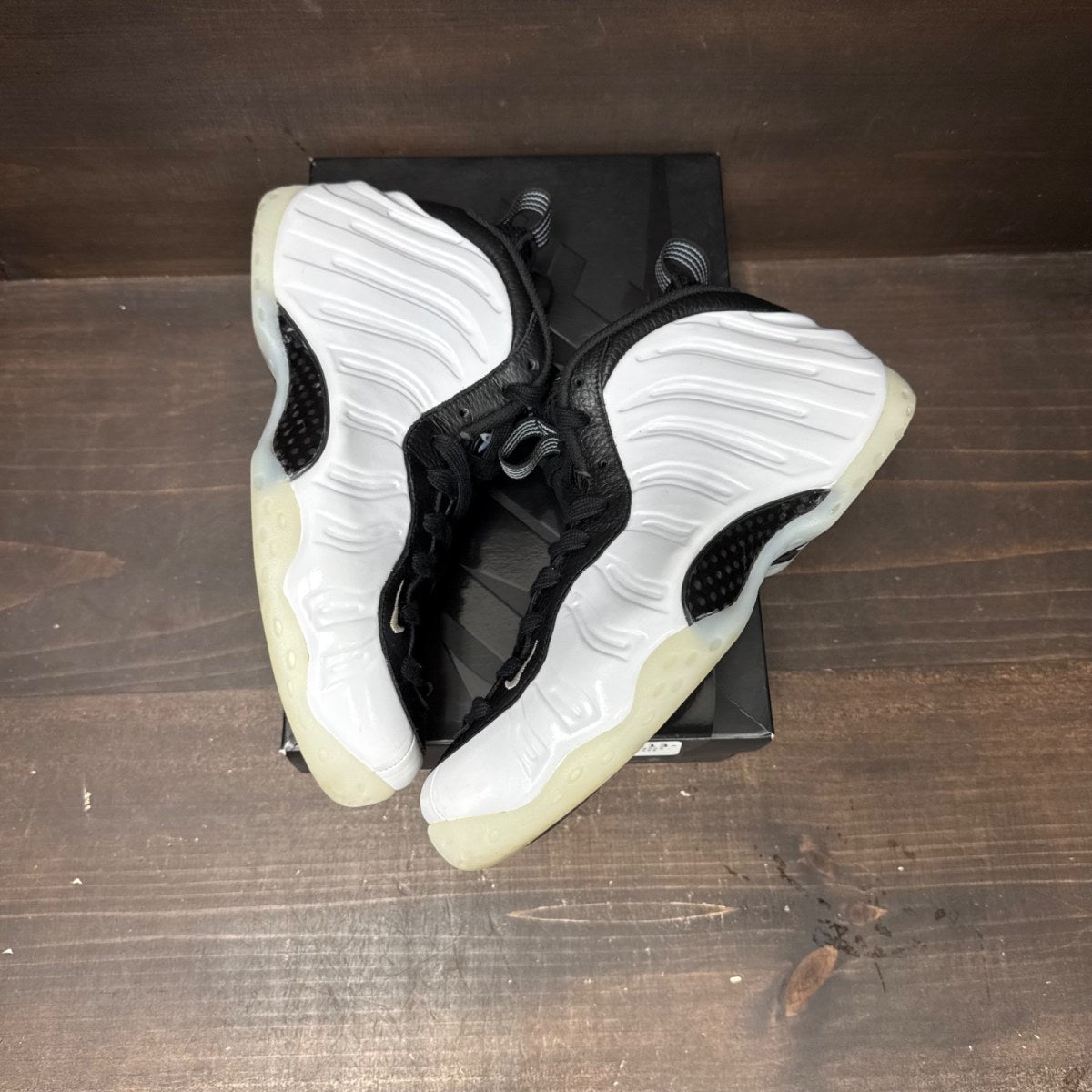 Nike Air Foamposite One Penny PE Size 10 (Pre-Owned) - tag
