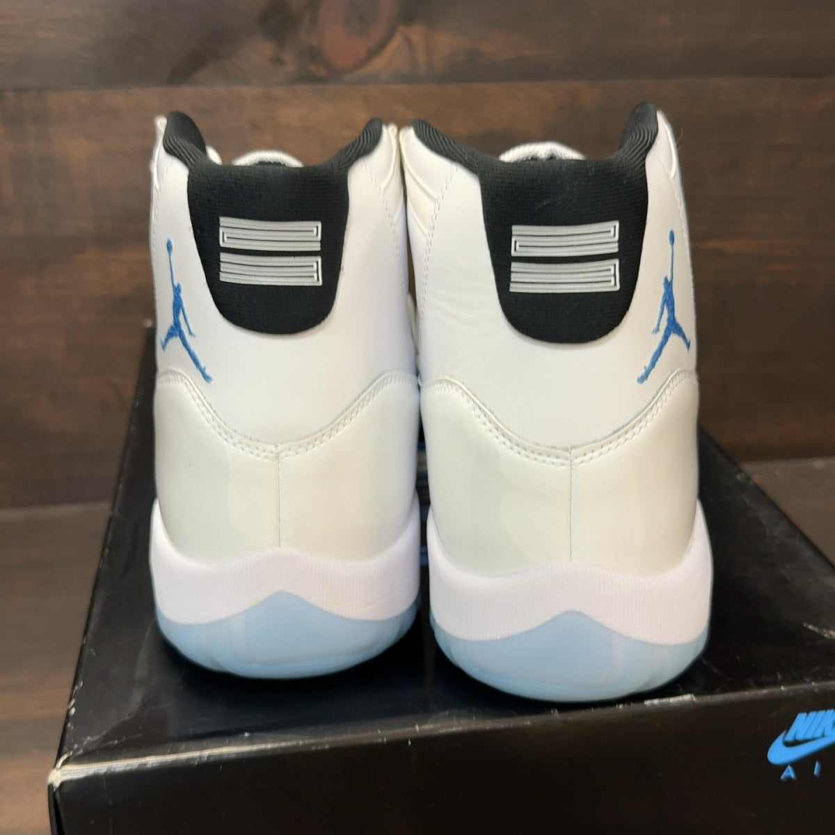Jordan 11 Retro Legend Blue (2024) - Image 5