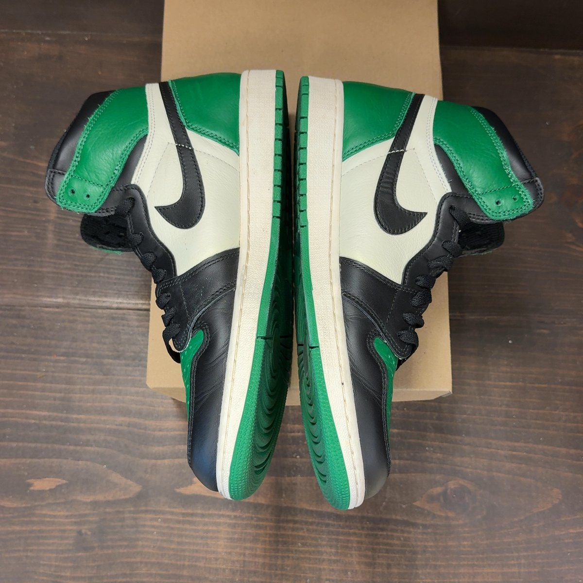 Jordan 1 Retro High Pine Green Size 11 (Pre-Owned) - aux