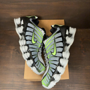 Nike Shox TL Wolf Grey Lime Blast Size 13 (Pre-Owned) - Image 2