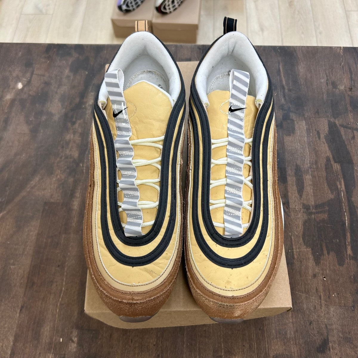 Nike Air Max 97 Shipping Box Ale Brown Size 13 (Pre-Owned) - Image 2