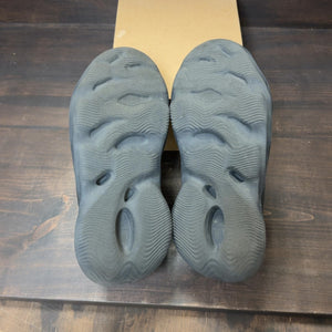 adidas Yeezy Foam RNR Onyx - Image 8