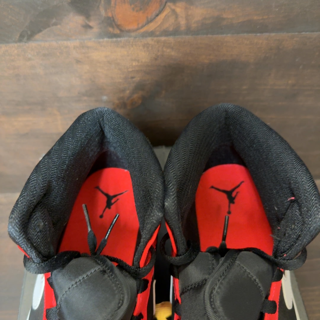Jordan 1 Mid Infrared 23 - Image 4