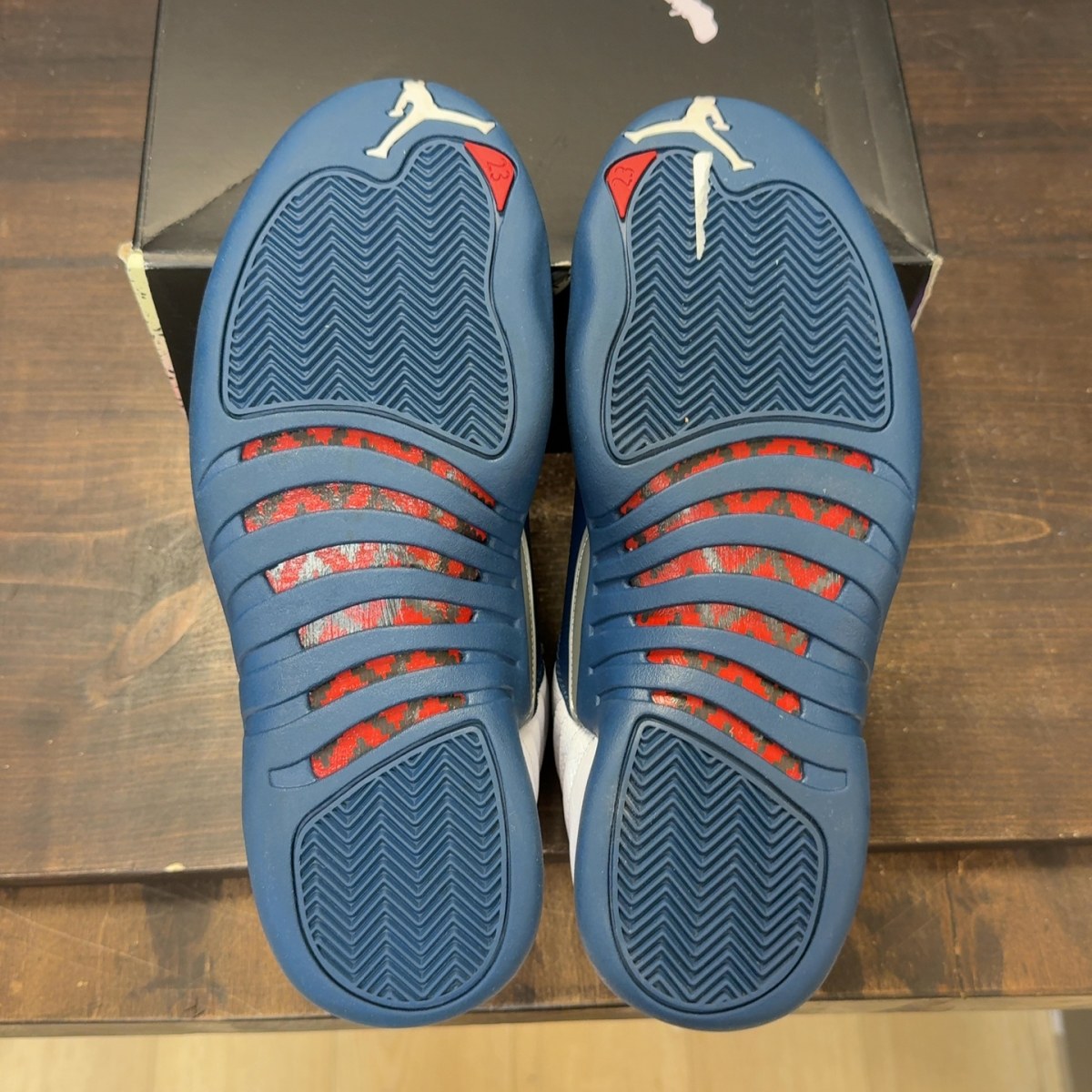 Jordan 12 Retro French Blue (2025) Size 9.5 (Pre-Owned) - Image 8