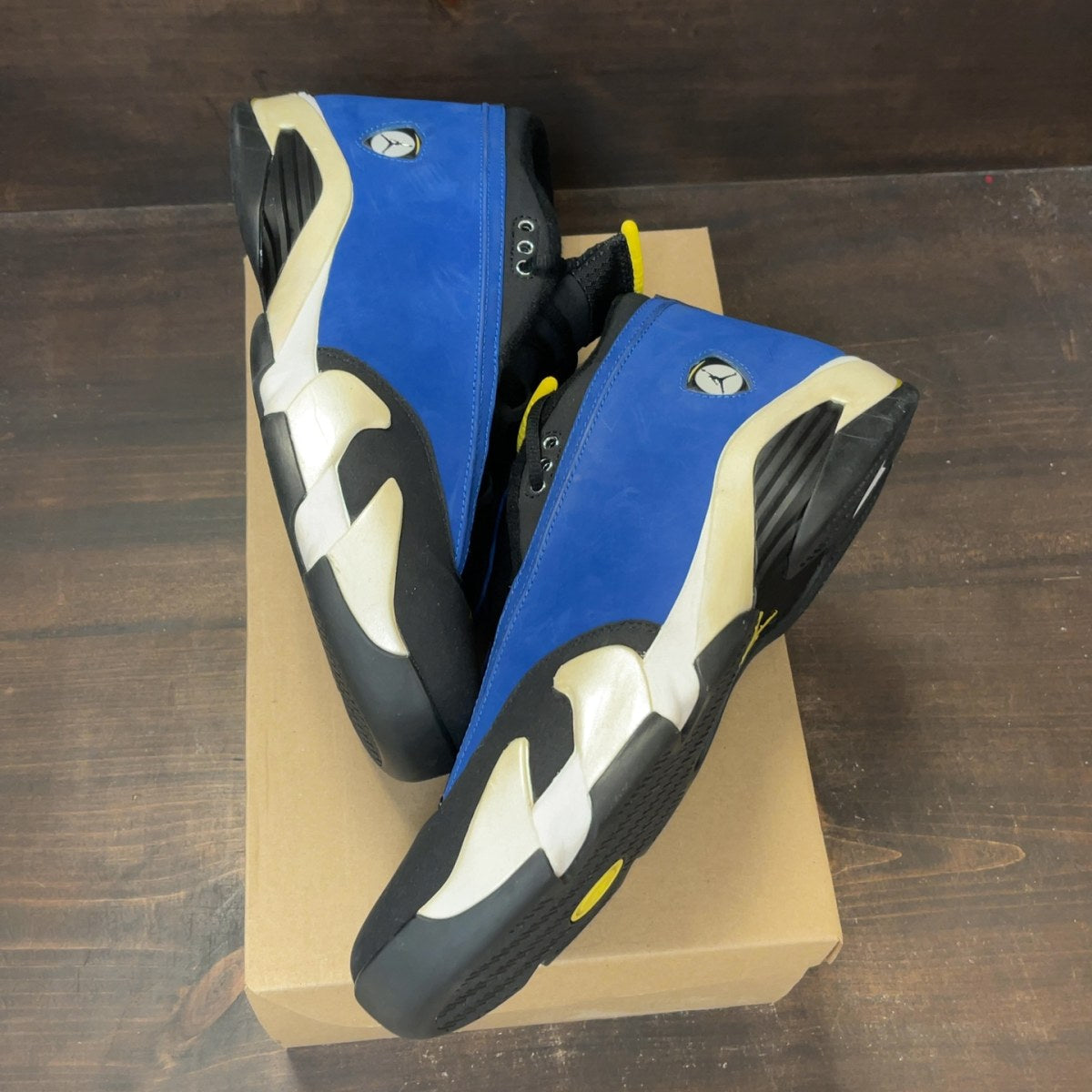 Jordan 14 Retro Low Laney (2015) Size 14 (Pre-Owned) - Image 2