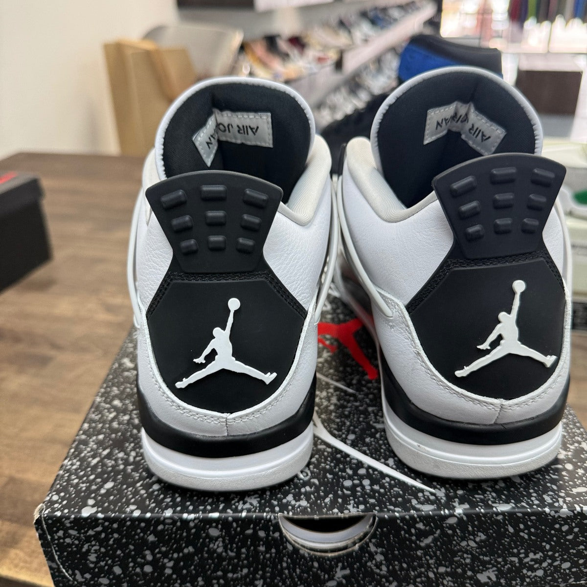 Jordan 4 Retro Military Black - Image 4