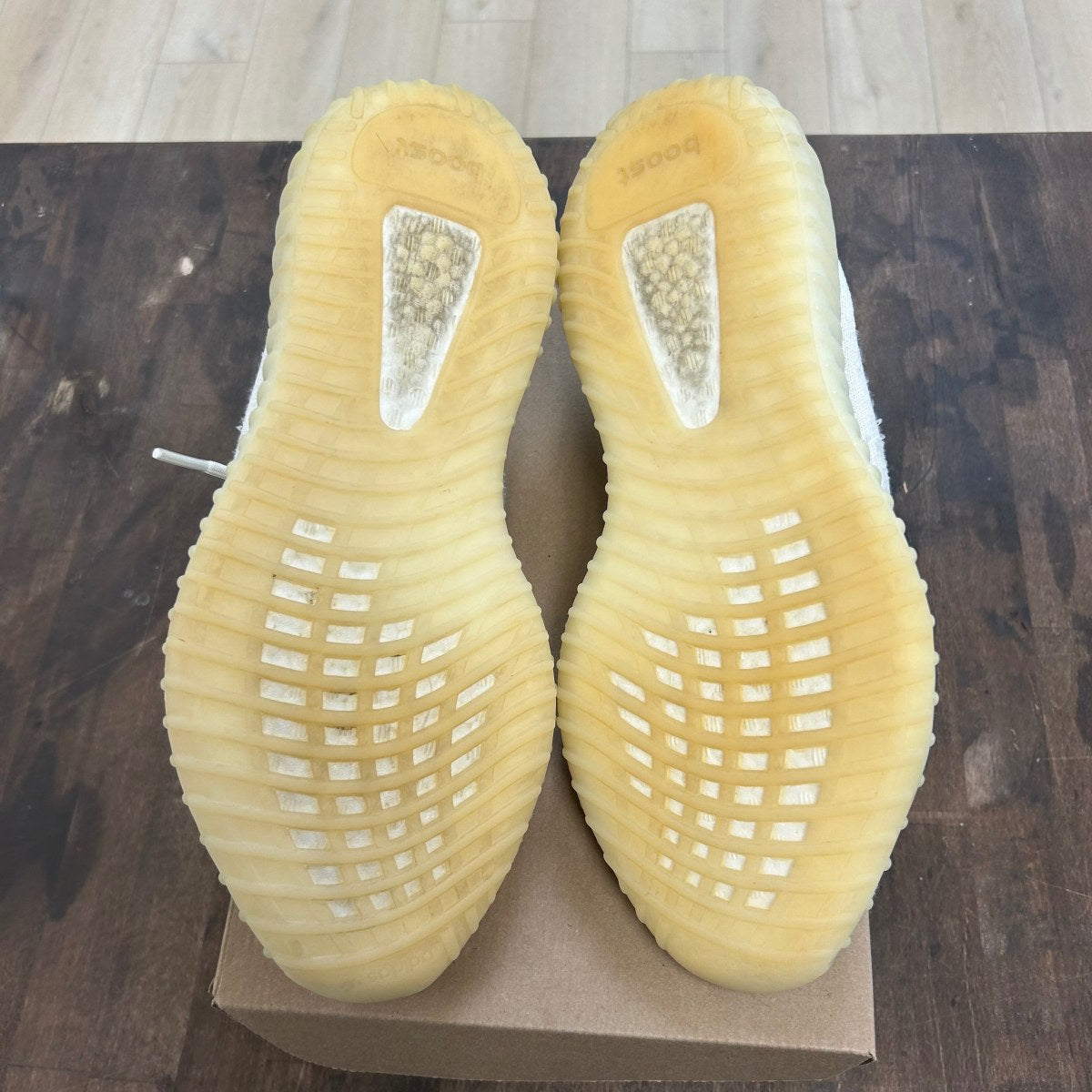 adidas Yeezy Boost 350 V2 Bone Size 12 (Pre-Owned) - Image 5