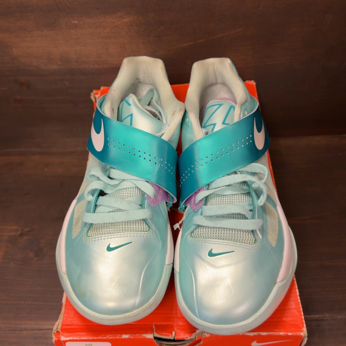 Nike KD 4 Easter Size 7.5 (Pre-Owned) - Image 3