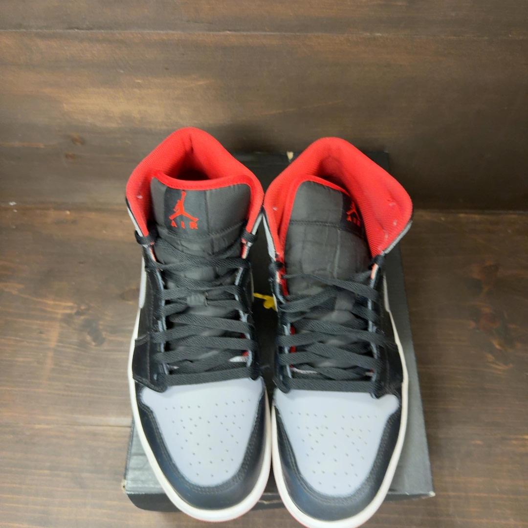 Jordan 1 Mid Bred Shadow - Image 3