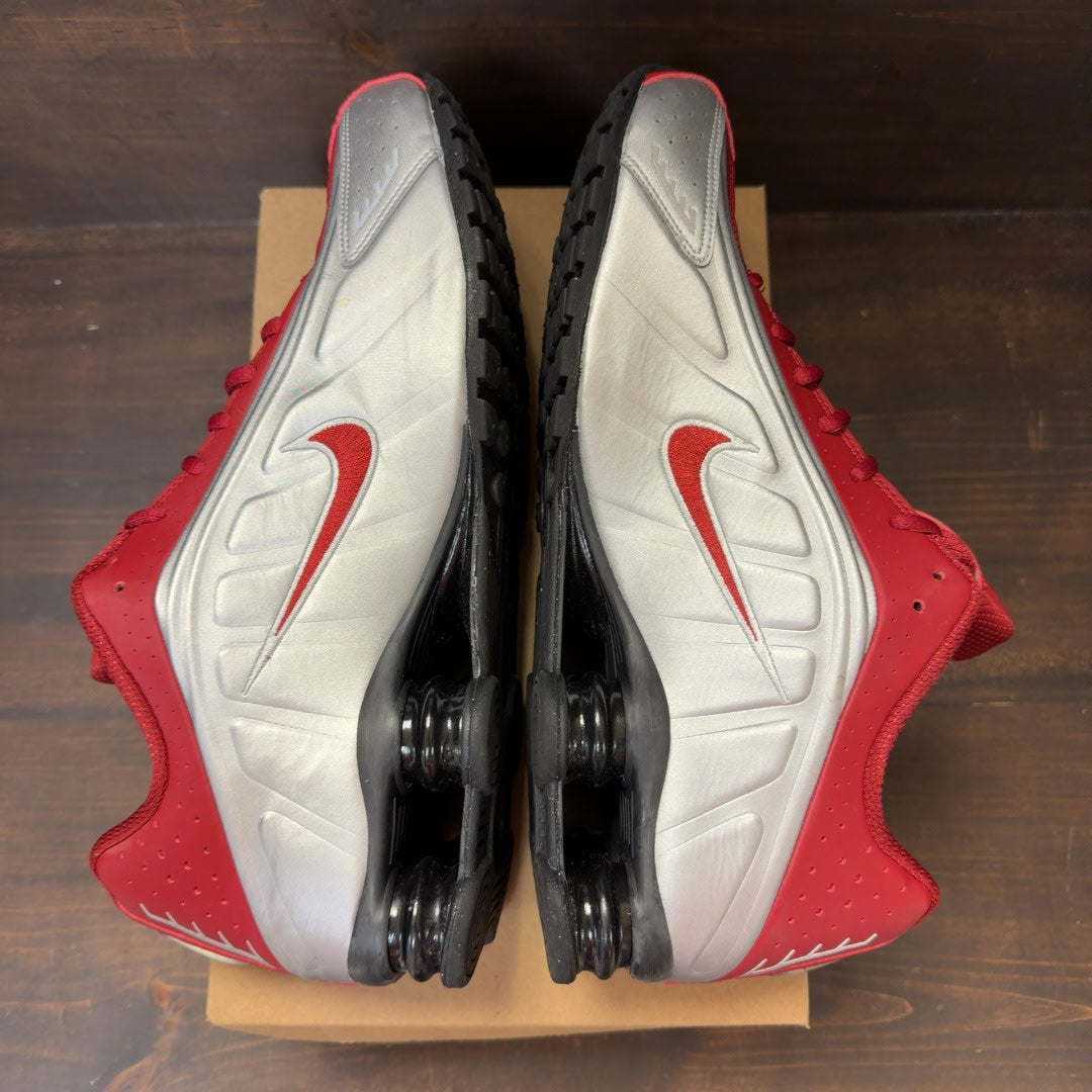 Nike Shox R4 Metallic Silver Black Crimson Size 13 (Pre-Owned) - Image 6