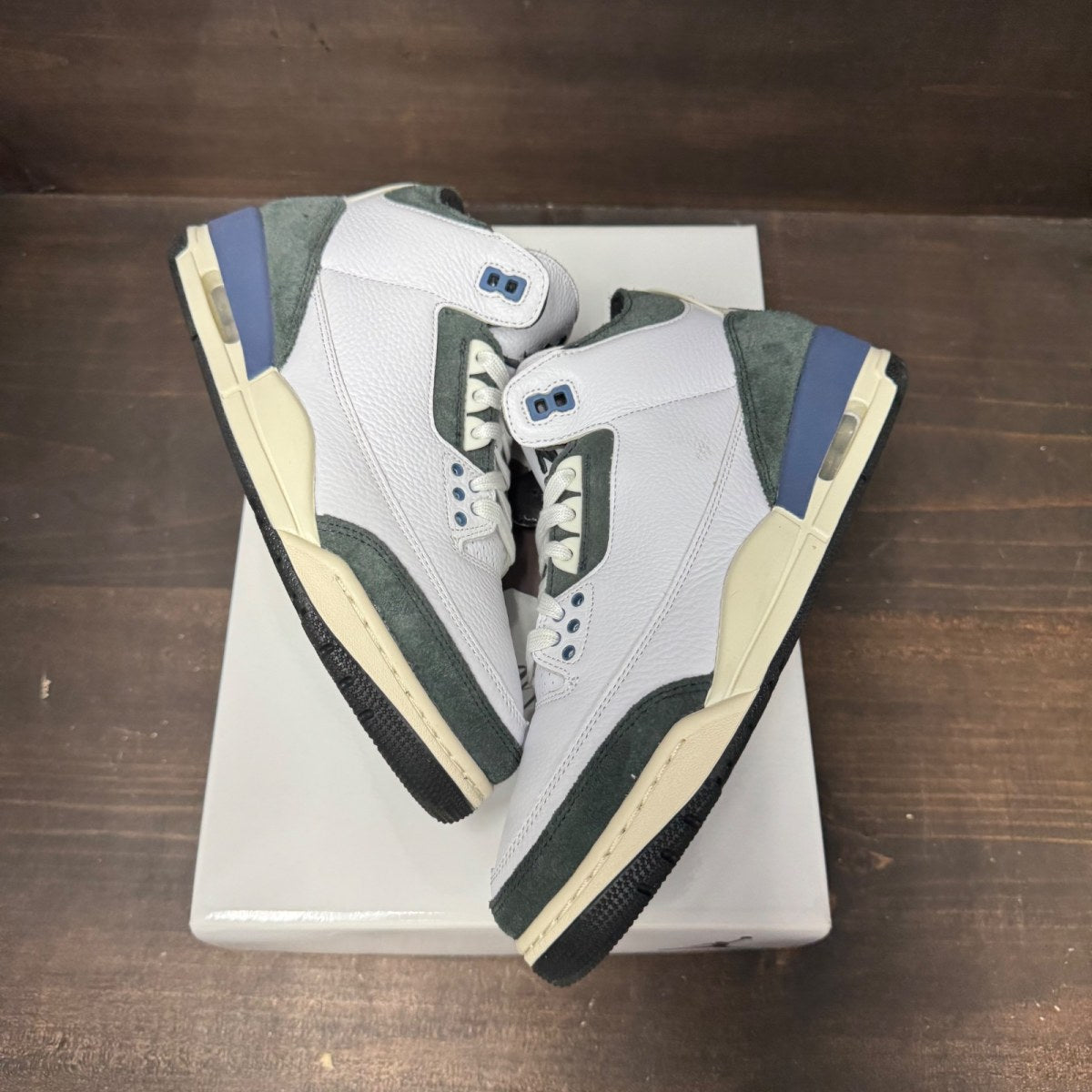 Jordan 3 Retro OG SP A Ma Maniére Diffused Blue Diffused Blue - Image 2