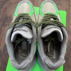 New Balance 990v3 MiUSA Patta Keep Your Family Close - Image 4
