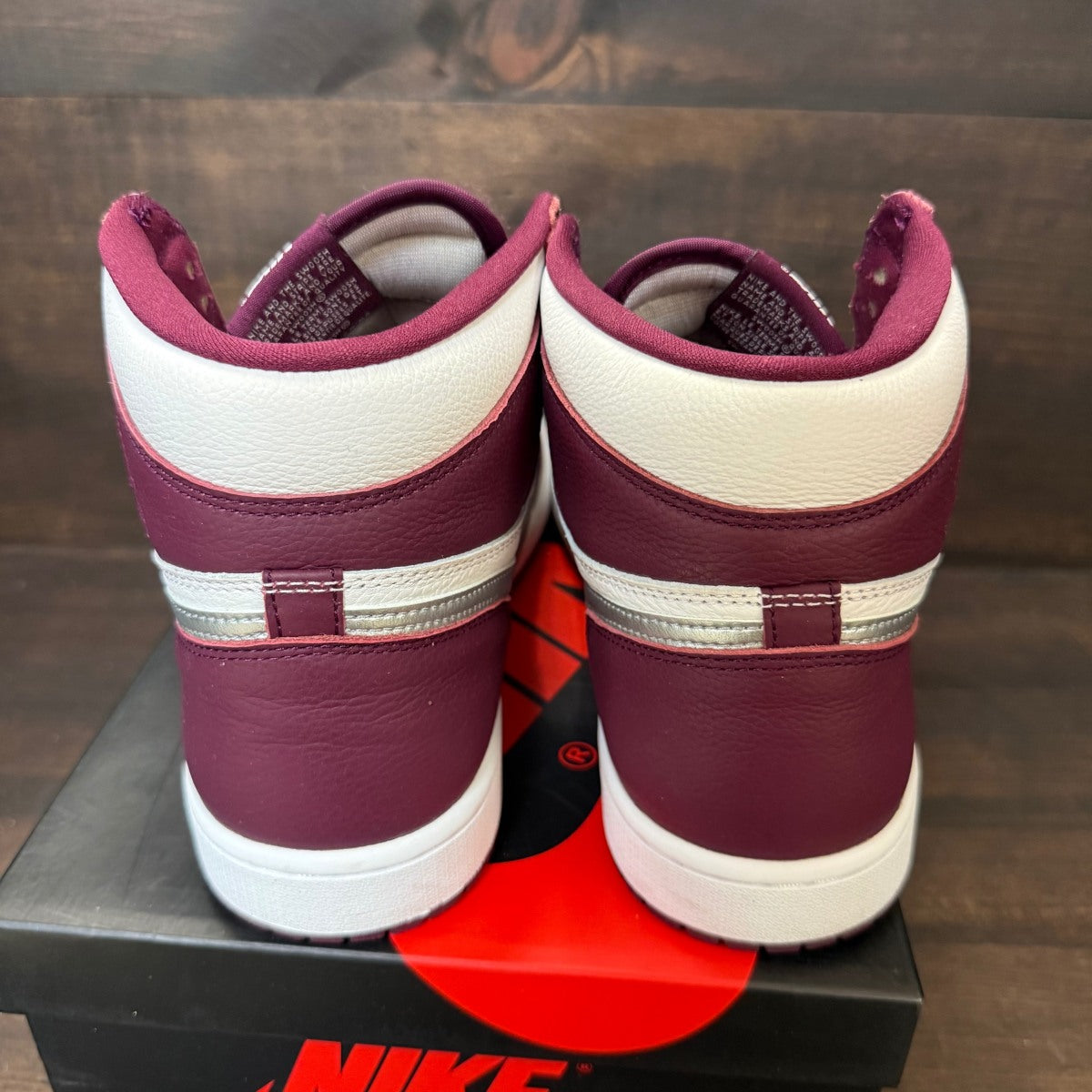 Jordan 1 Retro High OG Bordeaux - Image 3