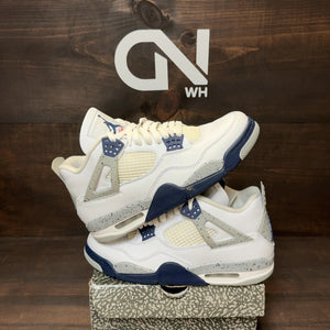 Jordan 4 Retro Midnight Navy Size 8 (Pre-Owned) - Image 1