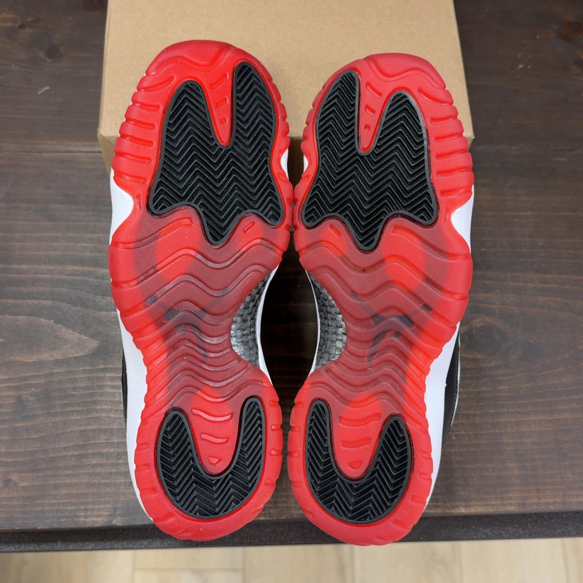 Jordan 11 Retro Low Concord Bred (GS) Size 7Y - Image 8