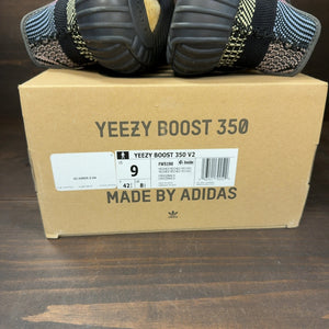 adidas Yeezy Boost 350 V2 Yecheil (Non-Reflective) Size 9 (Pre-Owned)