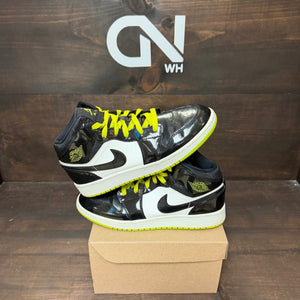 Jordan 1 Mid Black Cyber Mystic Green (GS) Size 6.5Y (Pre-Owned) - Image 1