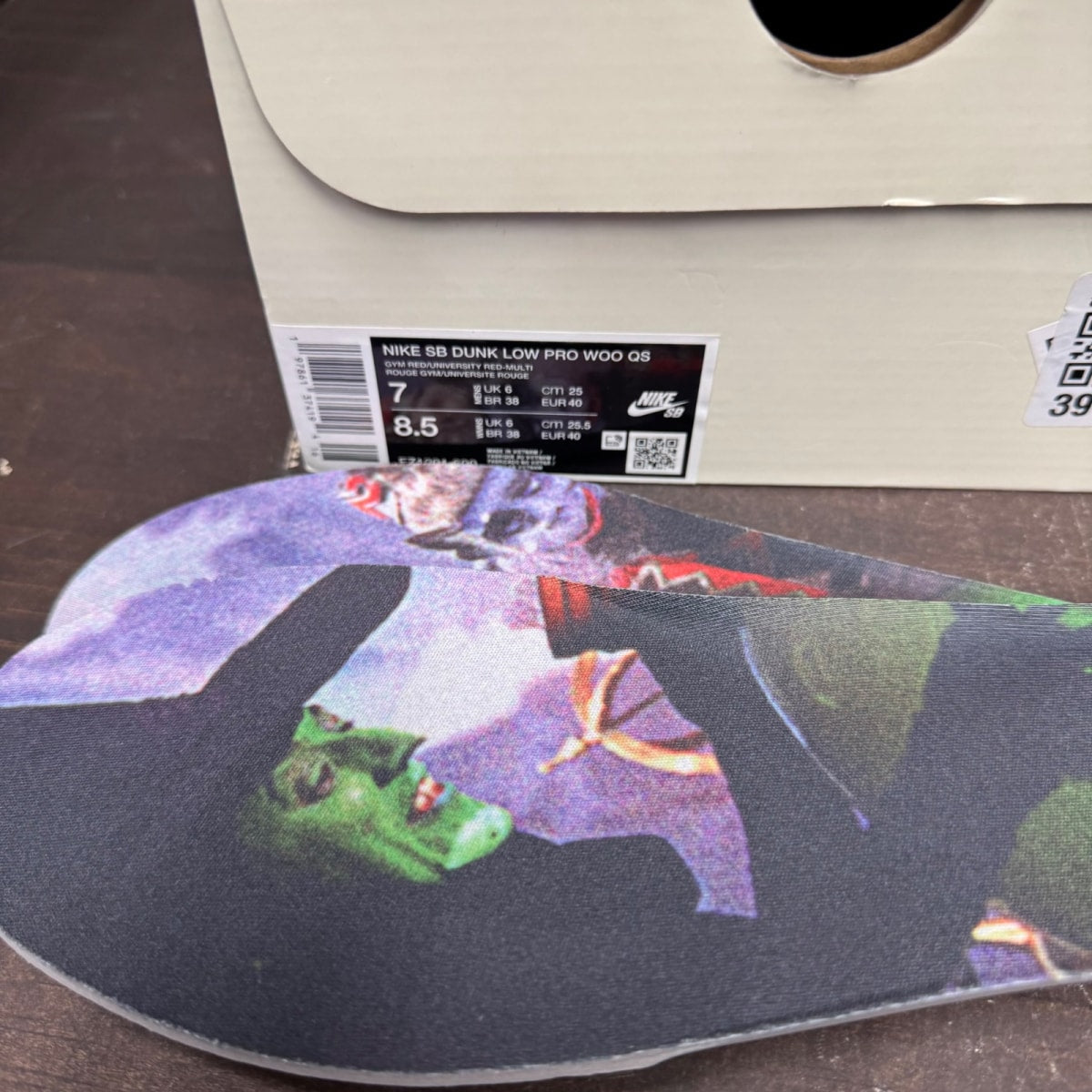 Nike SB Dunk Low The Wizard of Oz Poppy Field - Image 7