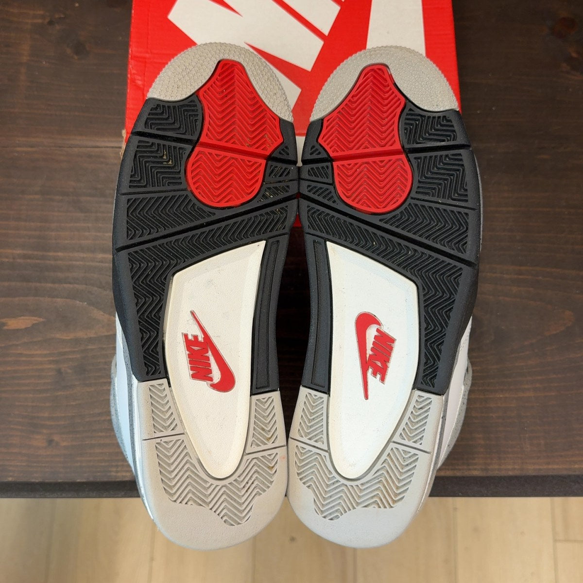 Jordan 4 Retro White Cement (2025) Size 11.5 (Pre-Owned) - Image 8