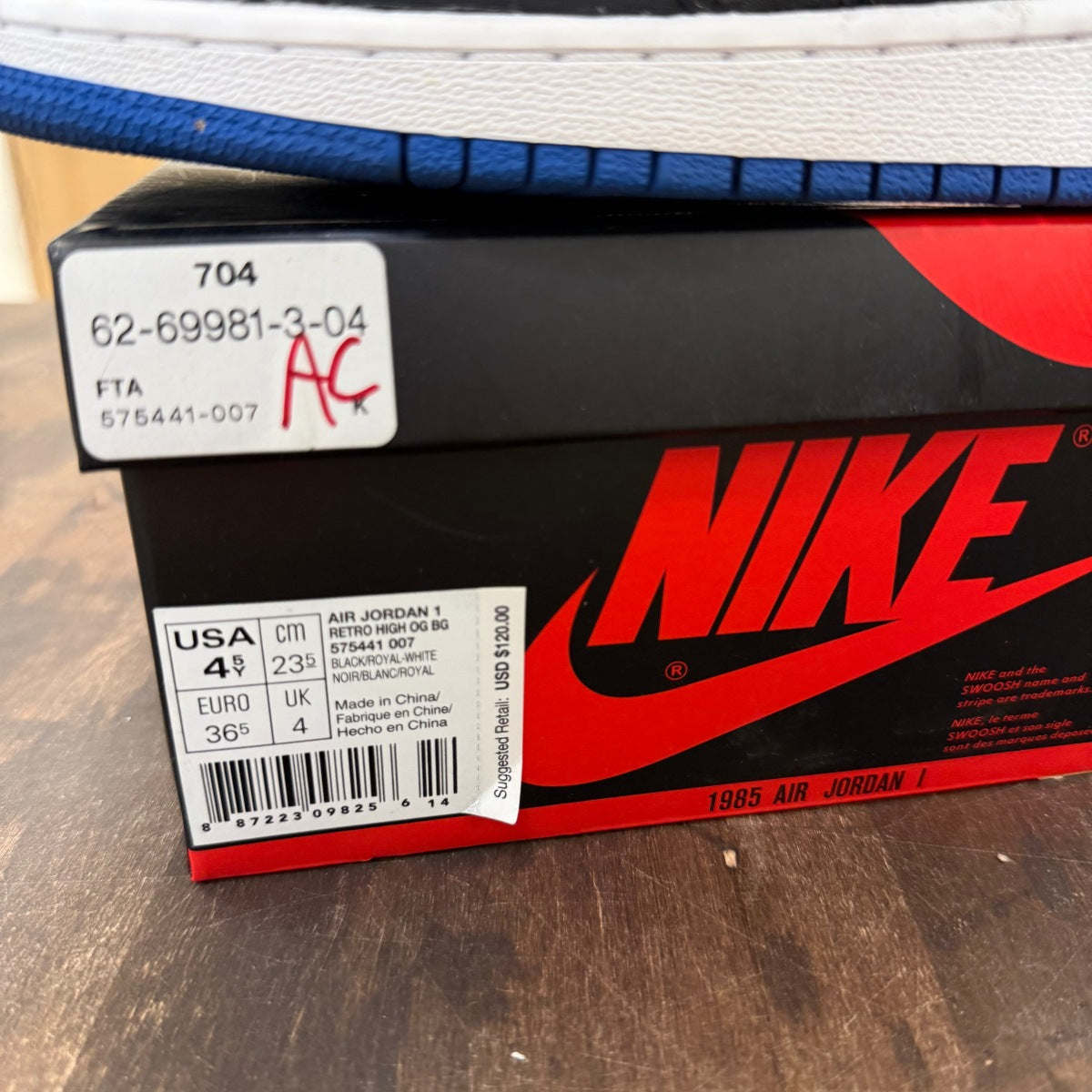 Jordan 1 Retro Royal (2017) (GS) - Image 6
