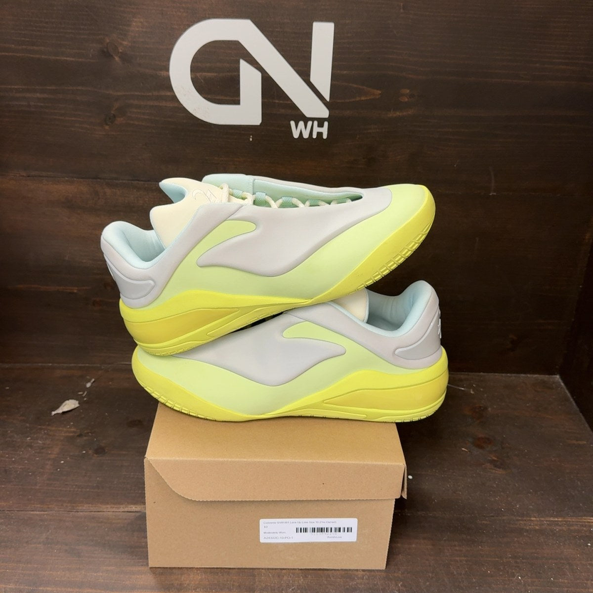 Converse SHAI 001 Lace Up Lime Size 10 (Pre-Owned) - Image 1