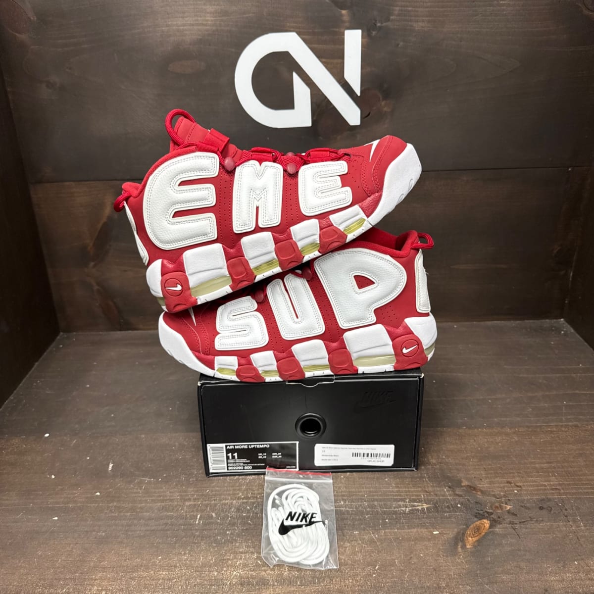 Nike Air More Uptempo Supreme Suptempo Red Size 11 (Pre-Owned) - front