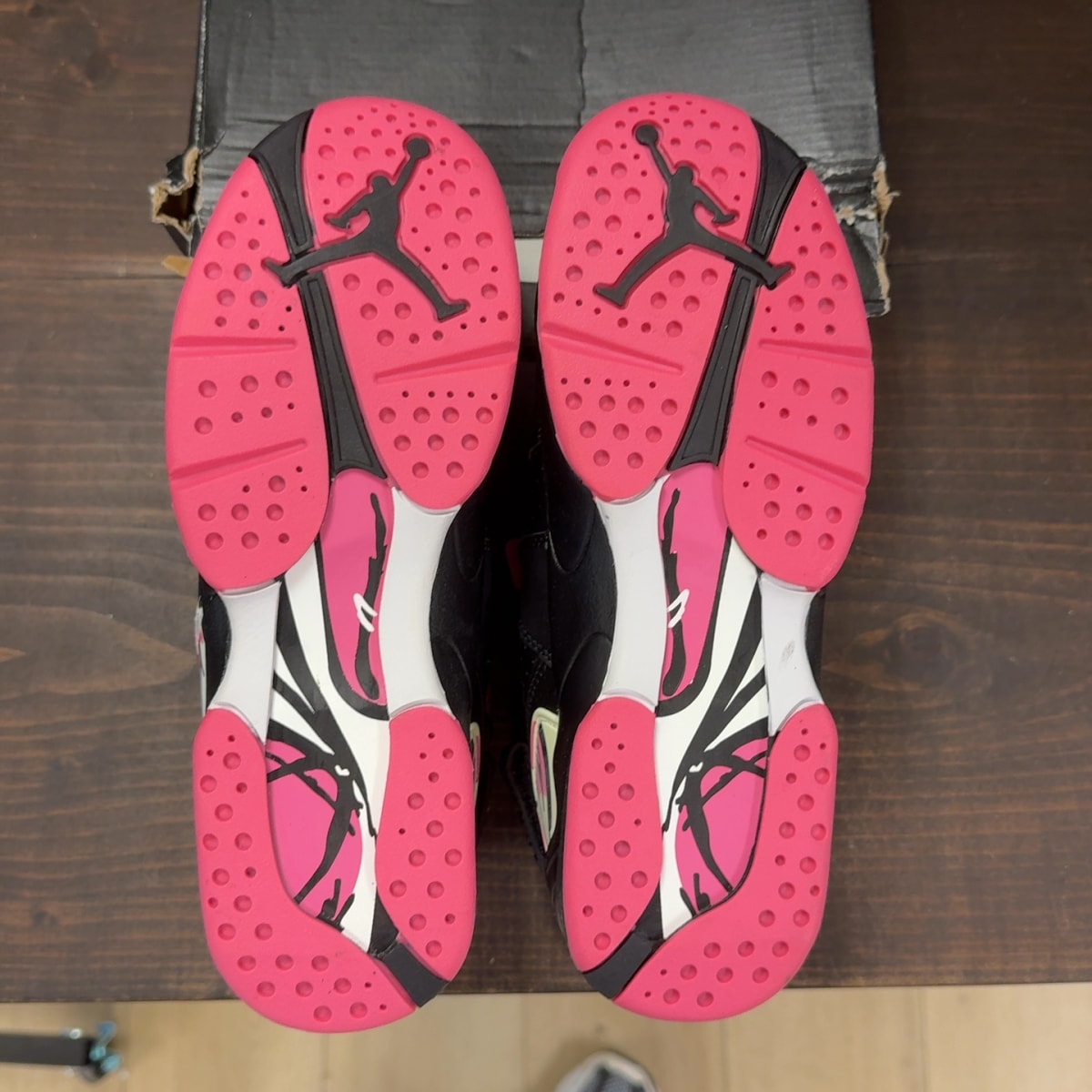 Jordan 8 Retro Pinksicle (GS) Size 6Y (Pre-Owned) - aux