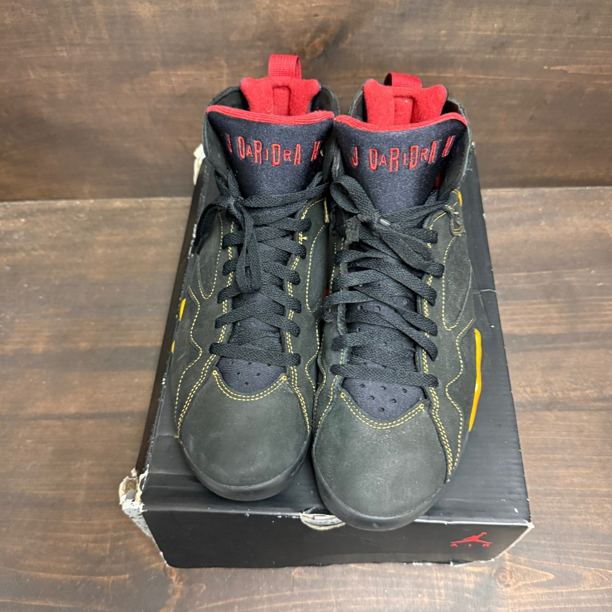 Jordan 7 Retro Citrus (2022) Size 10 (Pre-Owned) - Image 3