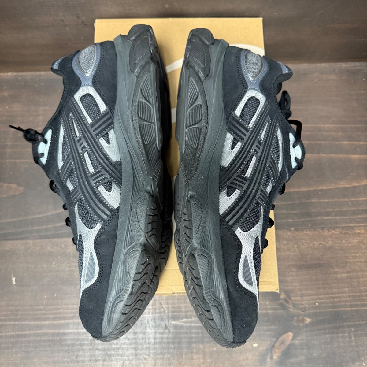 ASICS Gel-NYC 2.0 Graphite Grey Black - Image 3