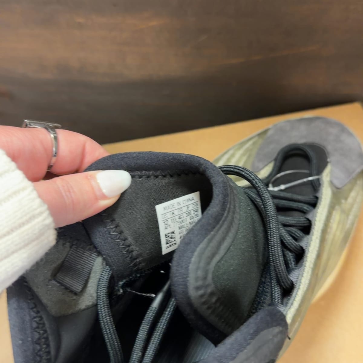 adidas Yeezy QNTM Barium Size 12 (Pre-Owned) - aux