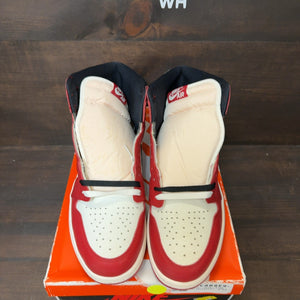 Jordan 1 Retro High OG Chicago Lost and Found - Image 3