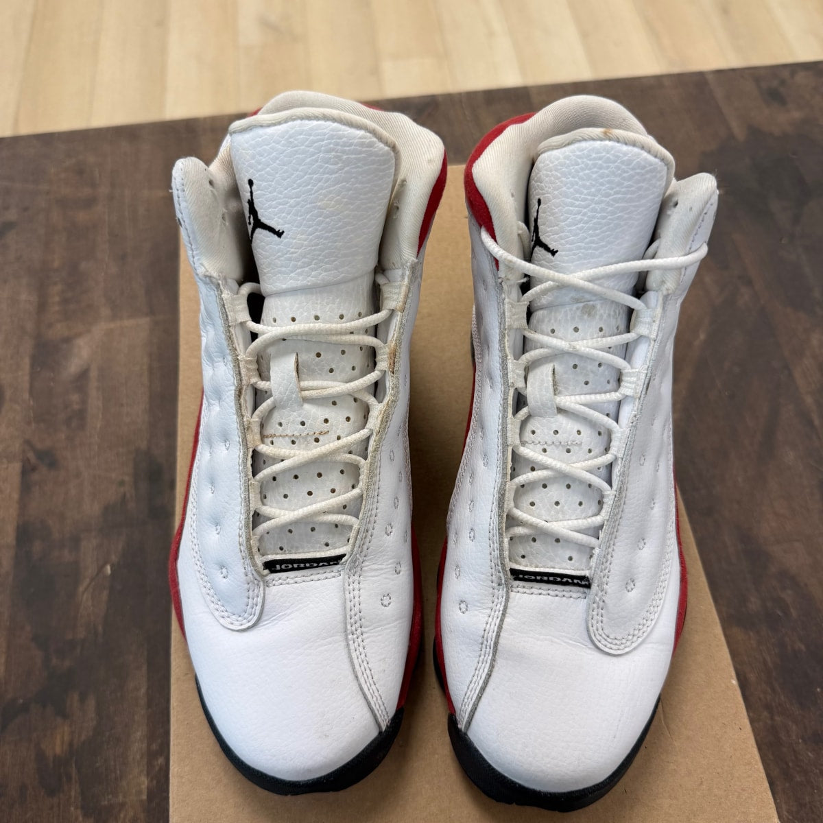 Jordan 13 Retro OG Chicago (2017) (GS) Size 6.5Y (Pre-Owned) - Image 2